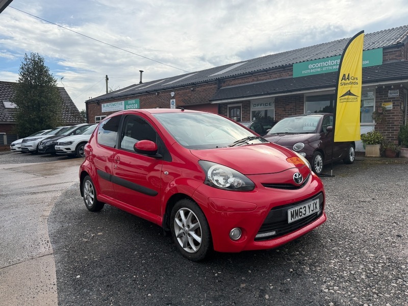 Toyota Aygo Vvt-i Mode 2014 20 Red