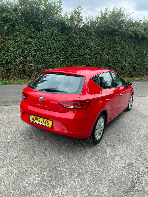Seat Leon 1.6 Tdi Se KM13UXS Red #4