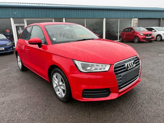 Audi A1 1.0 Tfsi Sport S-tronic Red