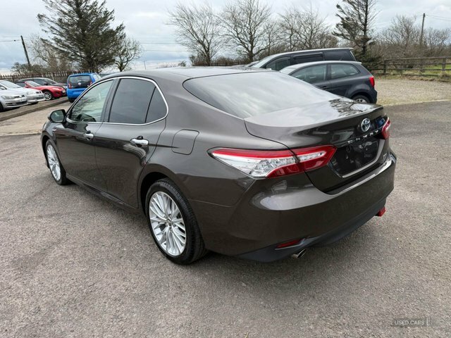 Toyota Camry 2.5 Vvt-h Excel Cvt Brown #5