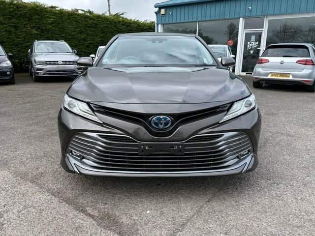 Toyota Camry 2.5 Vvt-h Excel Cvt Brown #3