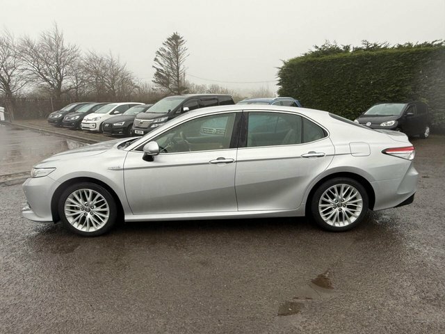 Toyota Camry 2.5 Vvt-h Excel Cvt Silver #4