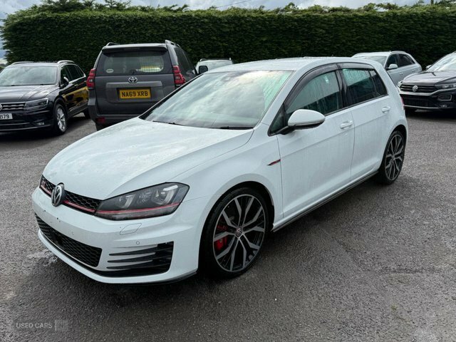 Volkswagen Golf Gti Performance Dsg EDEN10 White #3