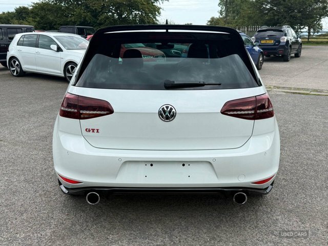 Volkswagen Golf Gti Clubsport Dsg White #6