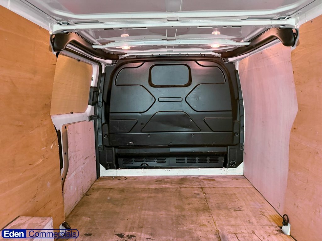 Ford Transit Custom 2L Leader LE23FZF White #4