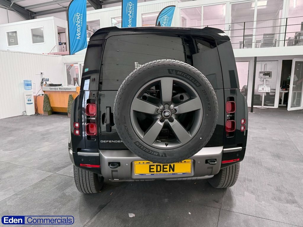 Land Rover Defender 90 3L X-dynamic Hse Black #5