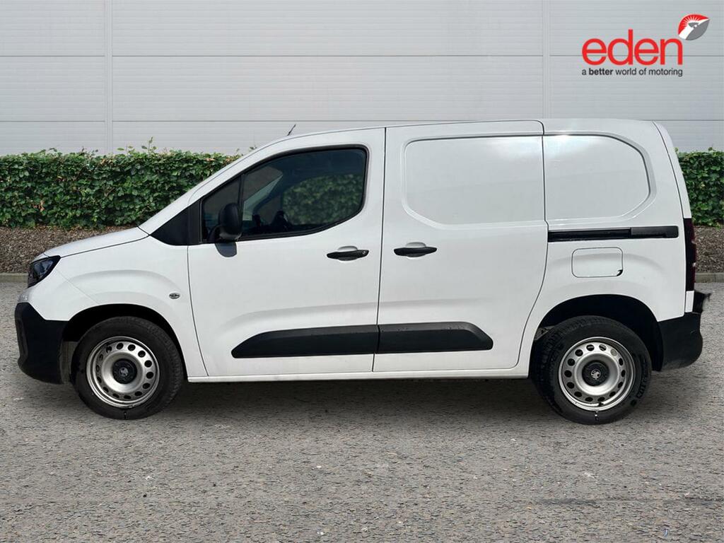 Vauxhall Combo 1.5 Turbo D 100Ps Prime H1 Van WP25YVM White #4