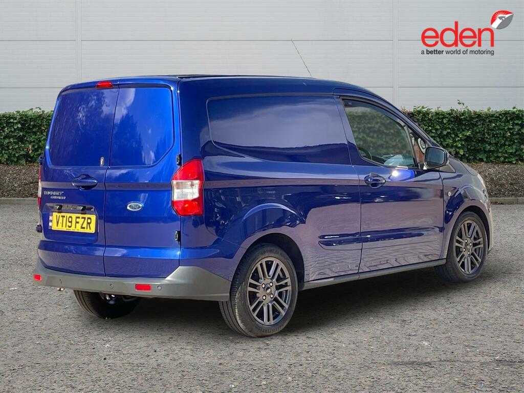 Ford Transit Courier  White #7