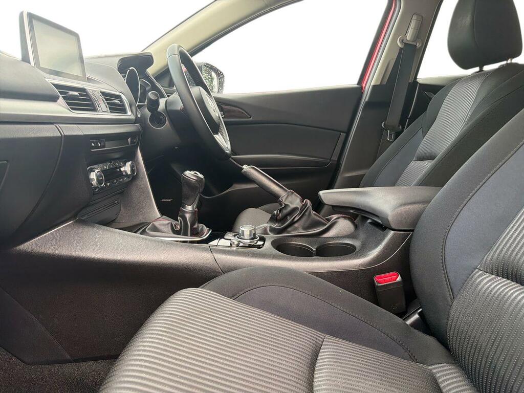 Mazda 3 Hatchback White #10