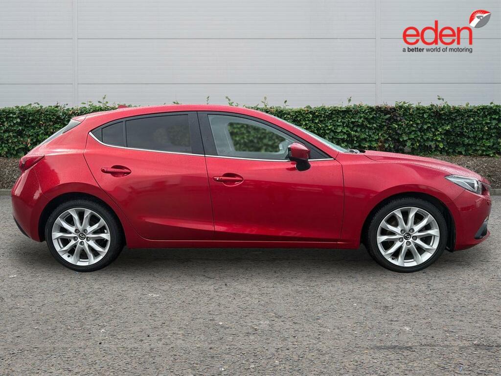 Mazda 3 Hatchback White #8