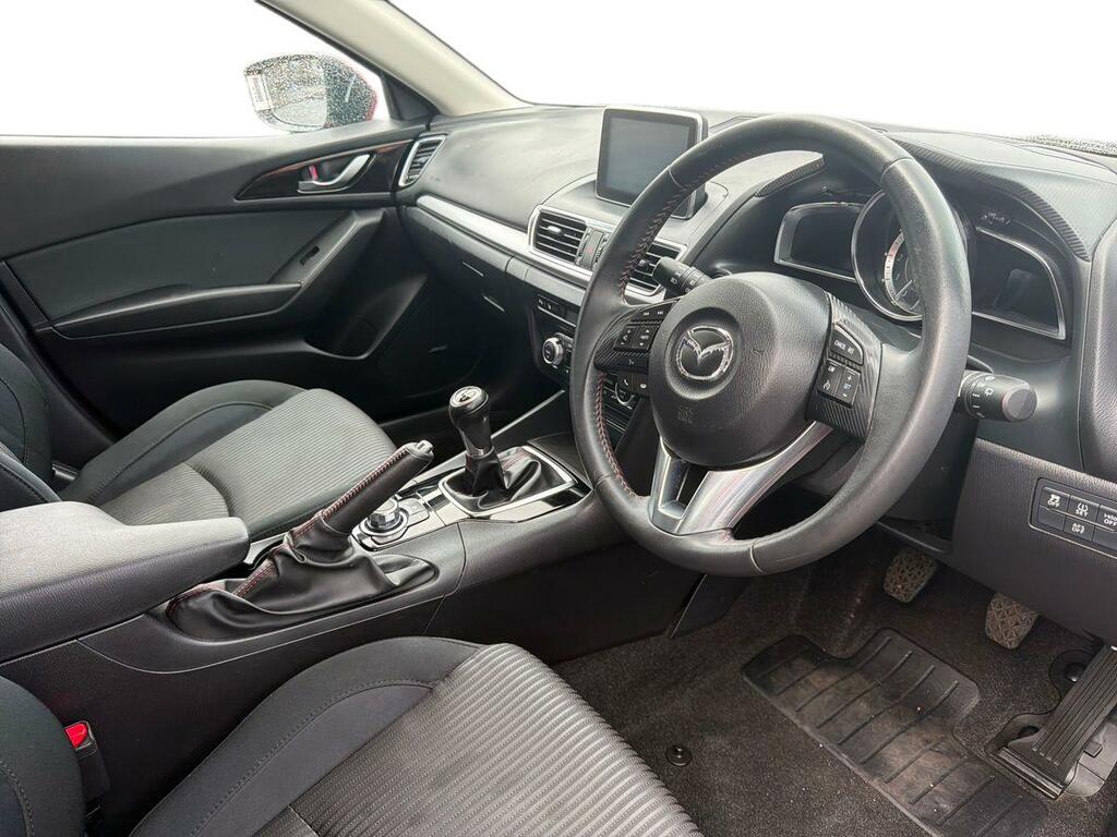 Mazda 3 Hatchback White #15