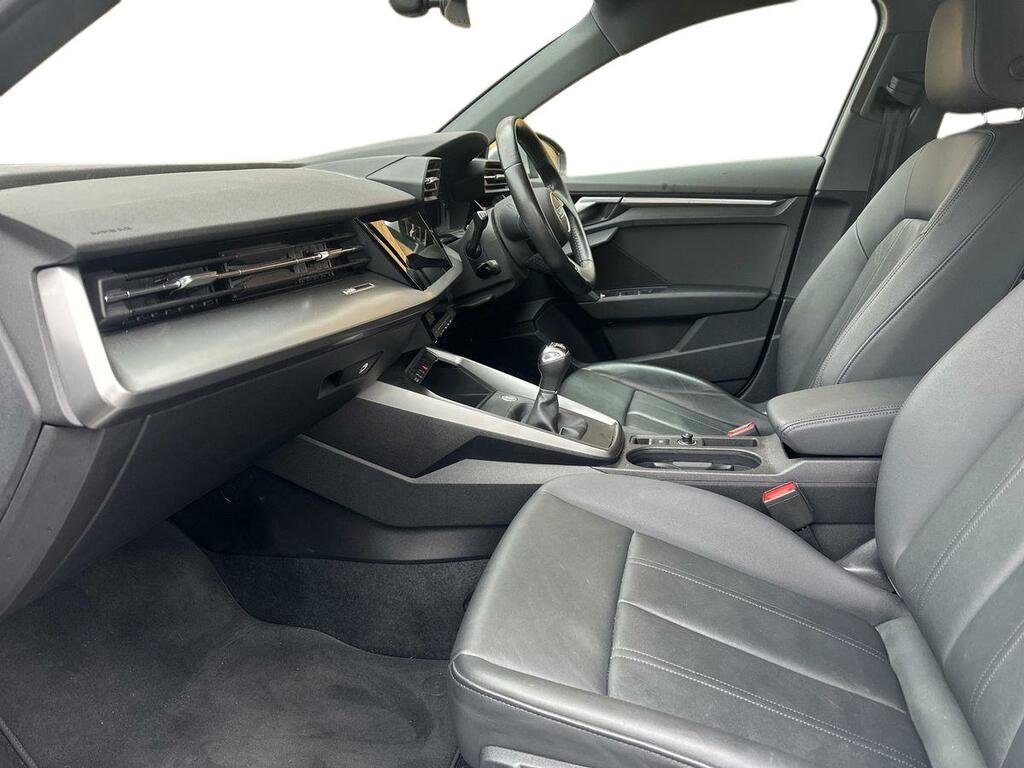 Audi A3 Technik Black #10