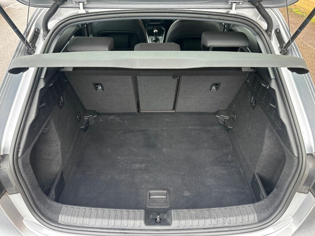 Audi A3 Technik Black #12