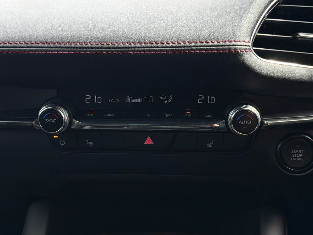 Mazda 3 Exclusive-line Grey #18