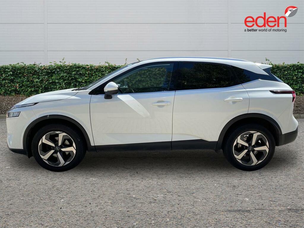 Nissan Qashqai 1.3 Dig-t Mh N-connecta White #4