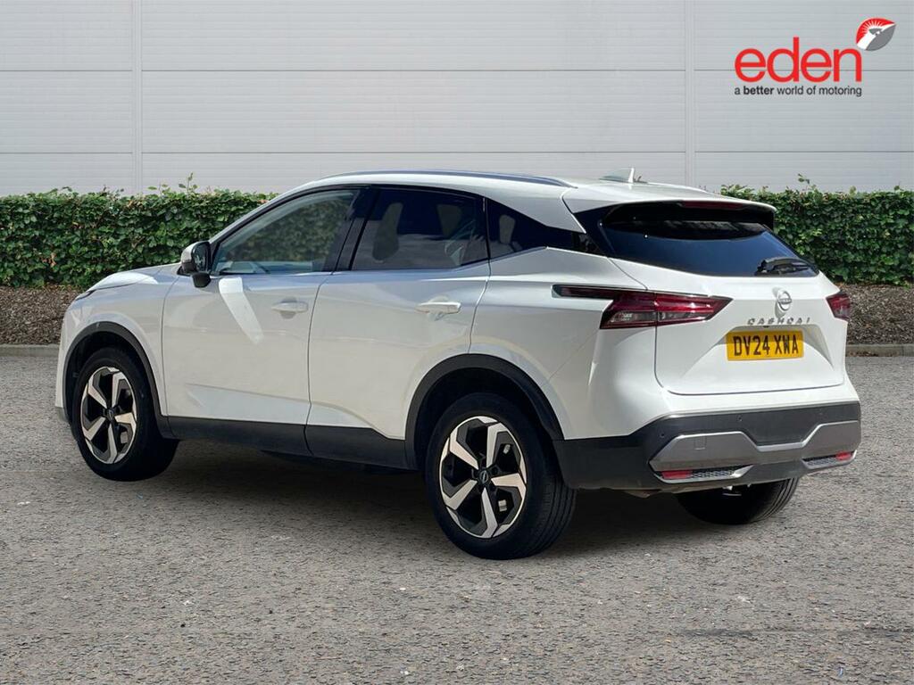 Nissan Qashqai 1.3 Dig-t Mh N-connecta White #5