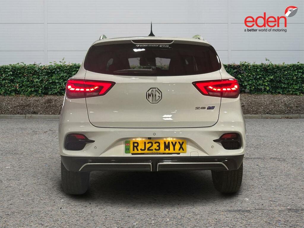 MG ZS 115Kw Trophy Connect Ev Long Range73kwh White #6