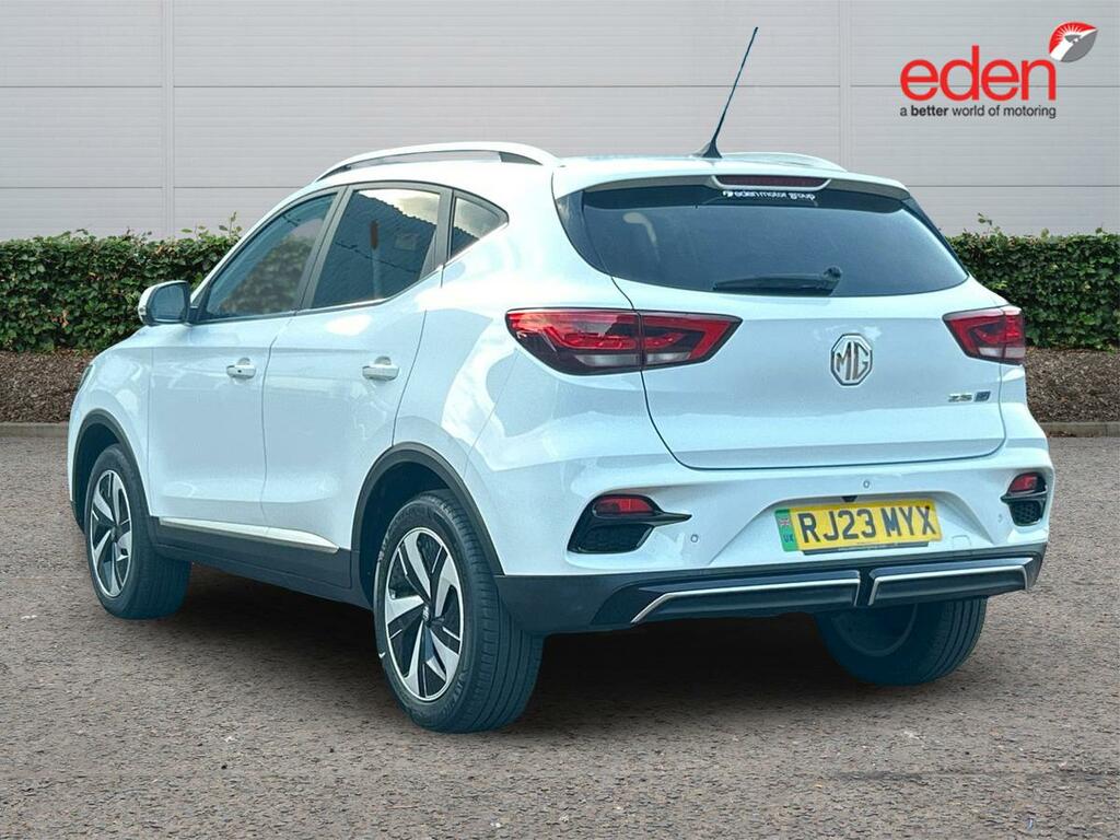 MG ZS 115Kw Trophy Connect Ev Long Range73kwh White #5