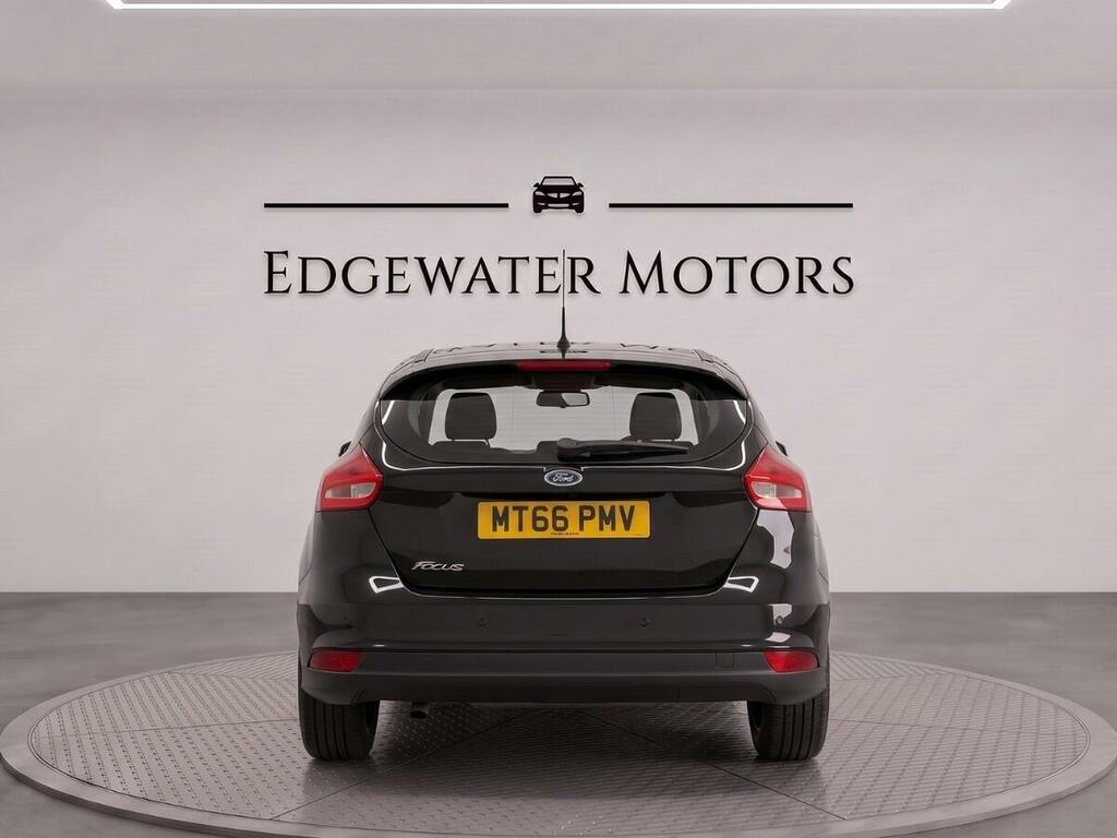 Ford Focus Titanium Black #6