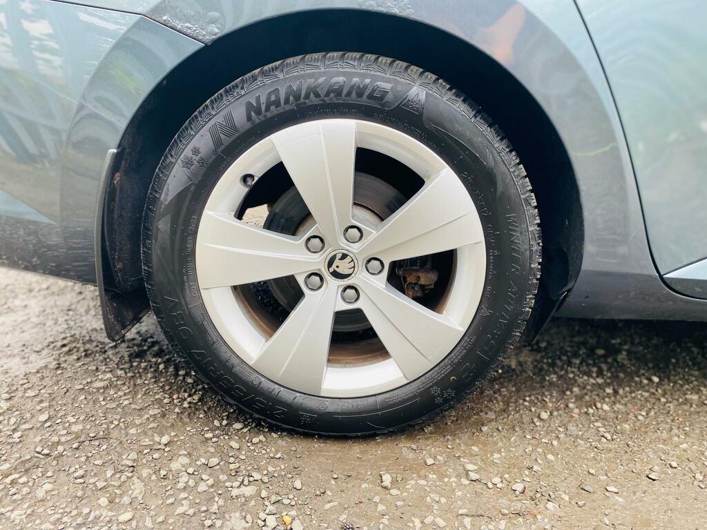 Skoda Superb Silver #12