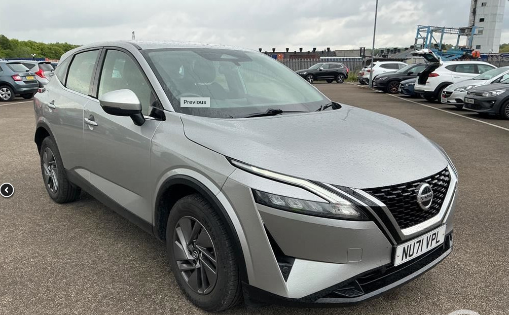 Nissan Qashqai 1.3 Dig-t Mhev Acenta Premium 1 Owner Fs Silver
