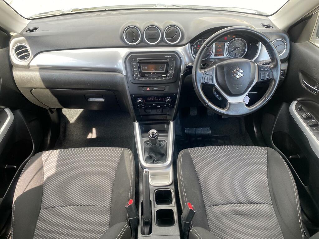 Suzuki Vitara Hatchback Brown #27