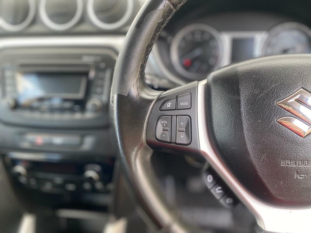 Suzuki Vitara Hatchback Brown #18