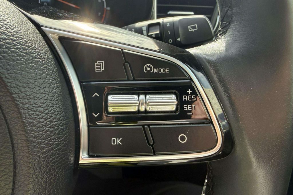 Kia Xceed 3 Grey #22