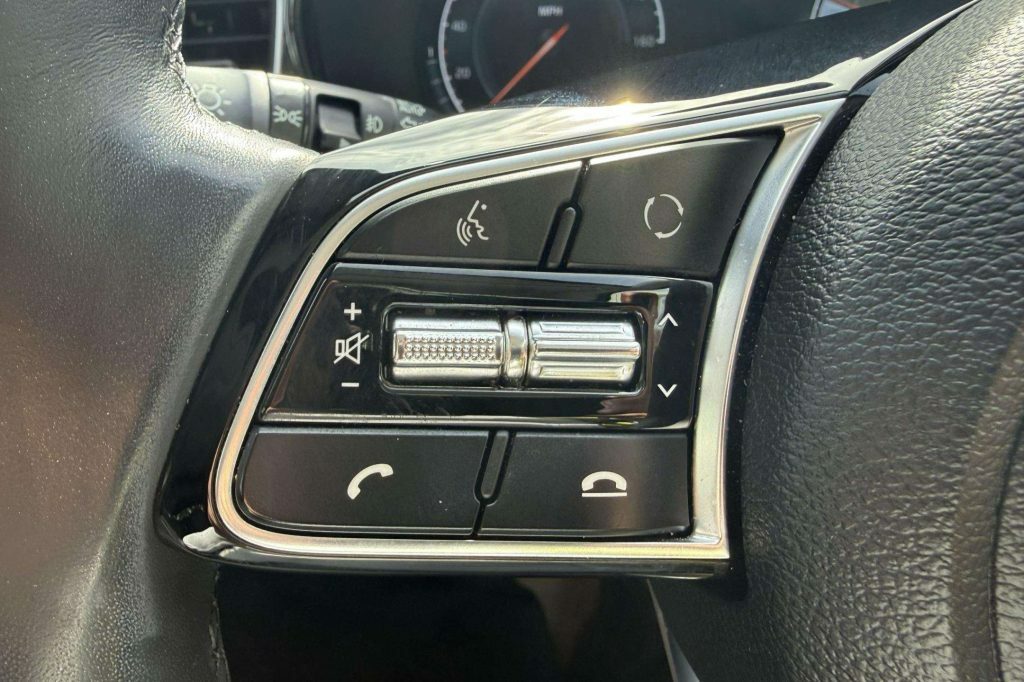 Kia Xceed 3 Grey #21