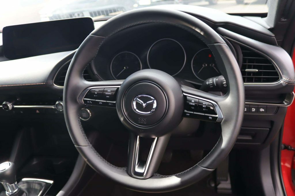 Mazda 3 Exclusive-line Grey #20