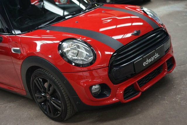 Mini Hatch 1.5 Cooper Hatchback Euro 6 S S AF65NYN Red #4