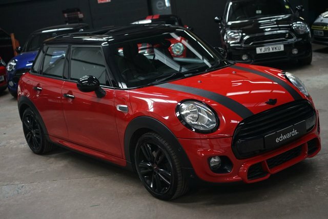 Mini Hatch 1.5 Cooper Hatchback Euro 6 S S Red
