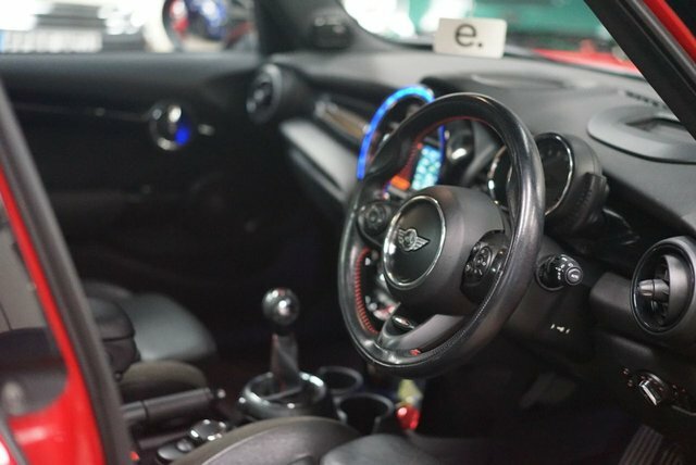 Mini Hatch 1.5 Cooper Hatchback Euro 6 S S AF65NYN Red #3