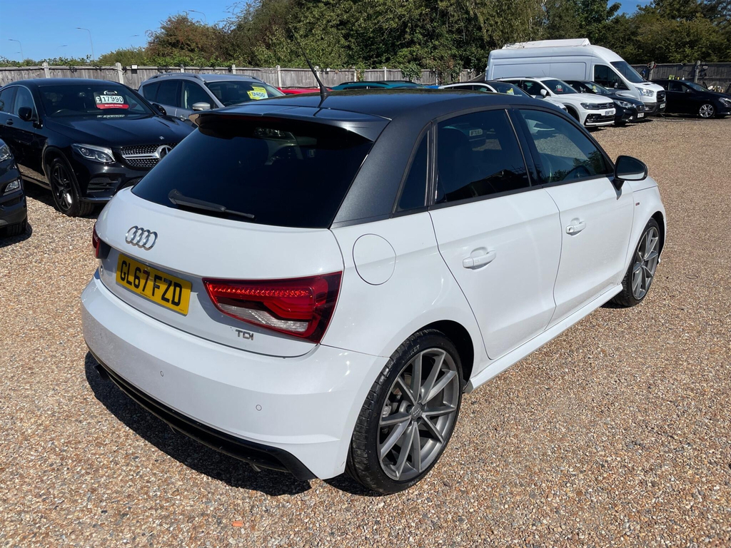 Audi A1 1.6 Tdi Black Edition Sportback S Tronic Euro 6 S White #6