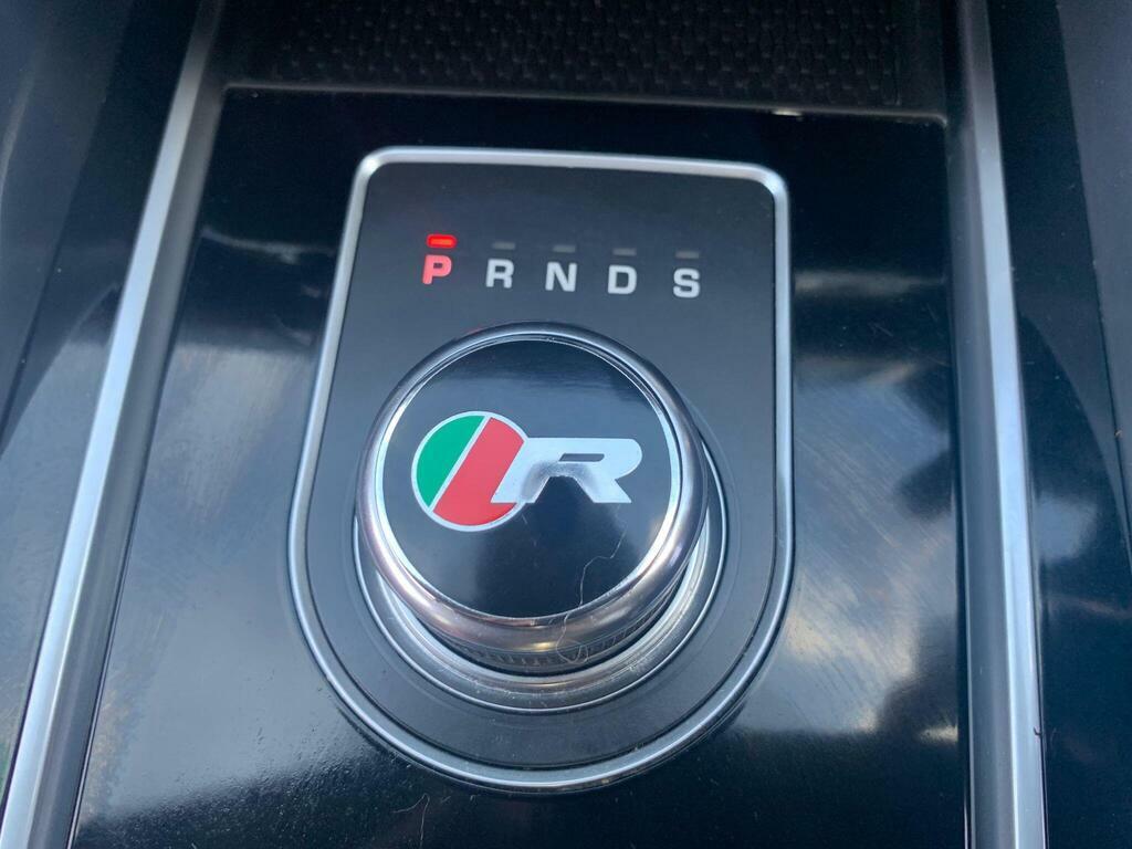 Jaguar XE Black #12