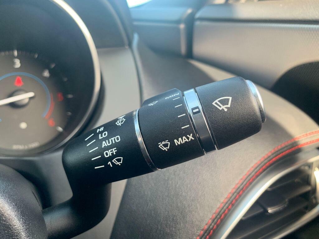 Jaguar XE Black #10