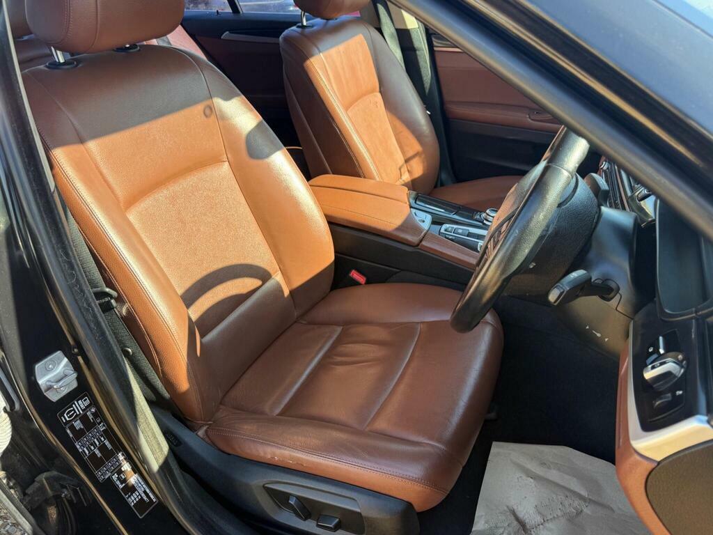 BMW 5 Series  Black #16
