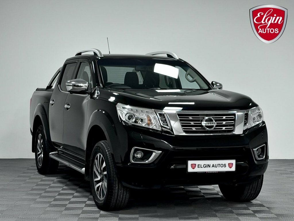 Nissan Navara 2L Tekna Black