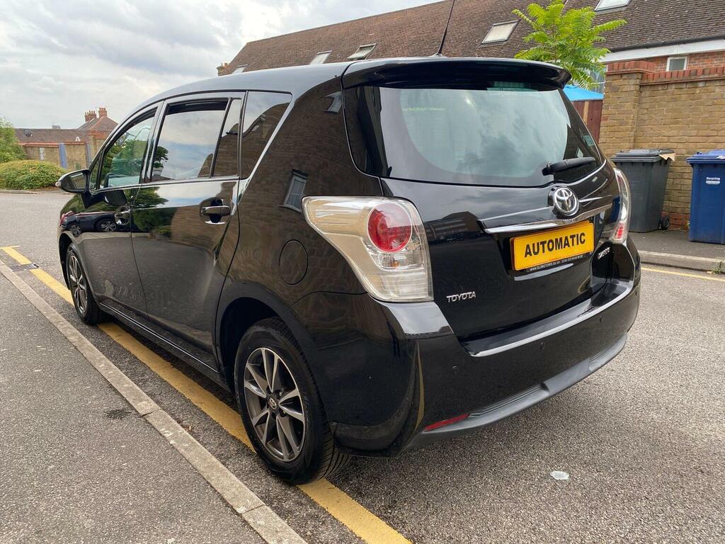 Toyota Verso Mpv 1.8 V-matic Icon Multidrive S Euro 5 Euro Black #4