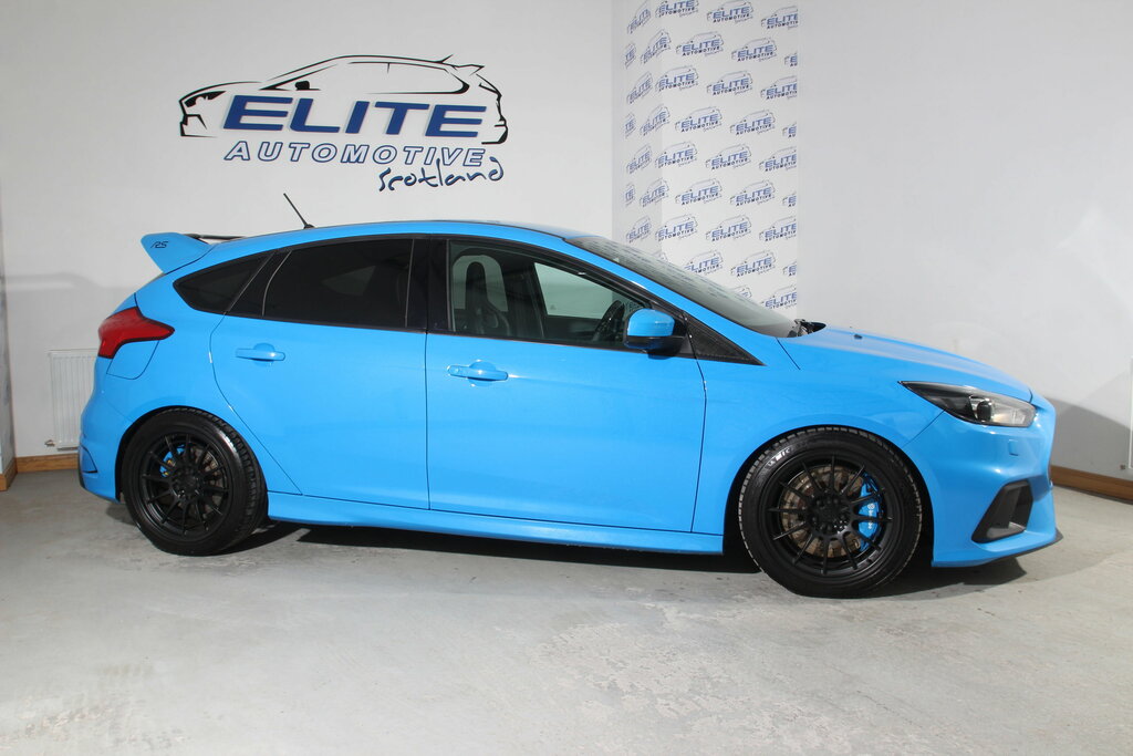 Ford Focus 2.3T Ecoboost Rs Hatchback Awd E NU17WMD Blue #2