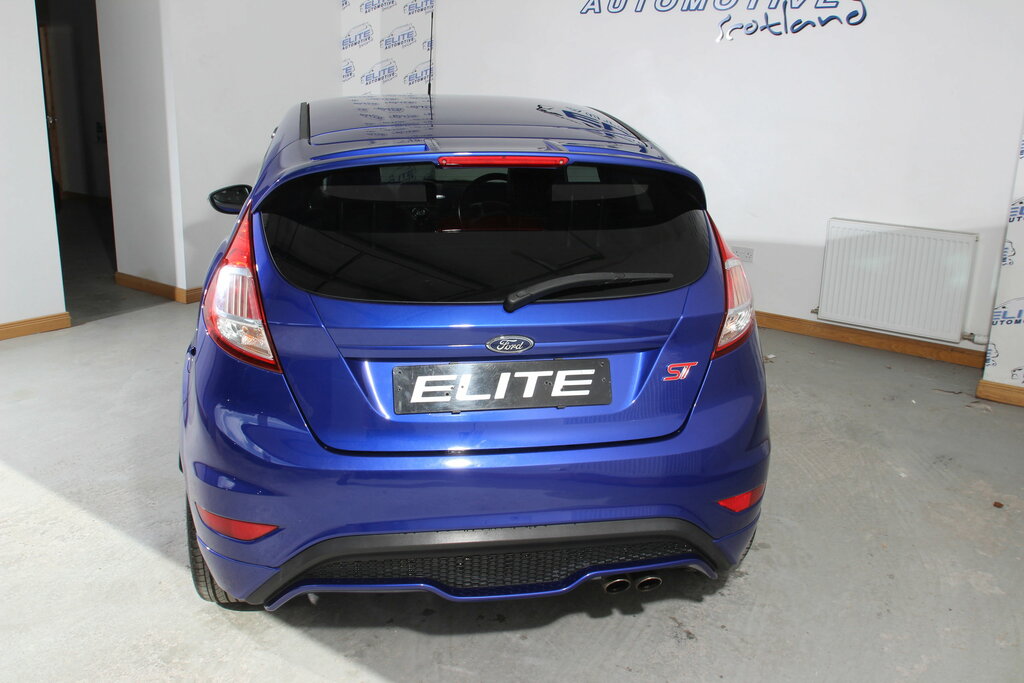 Ford Fiesta Studio White #13