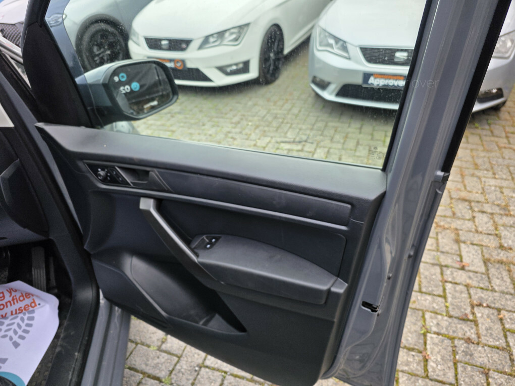 Volkswagen Caddy Panel Van Blue #10