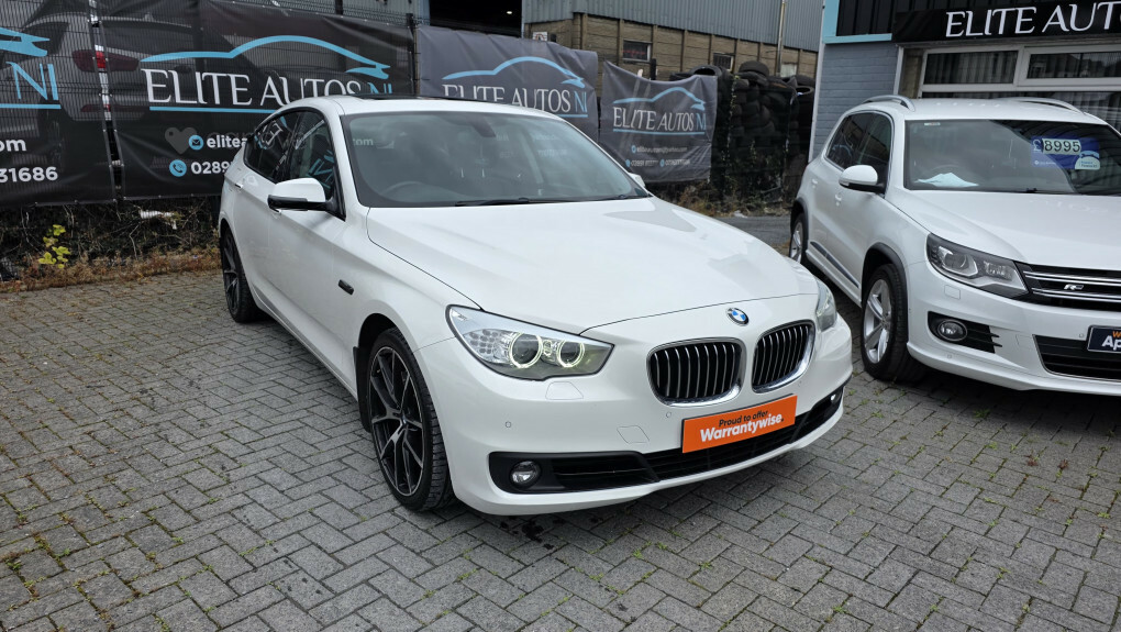 BMW 5 Series 520D Se White #3