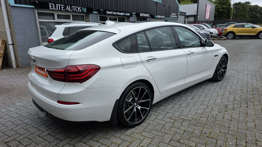 BMW 5 Series 520D Se White #2