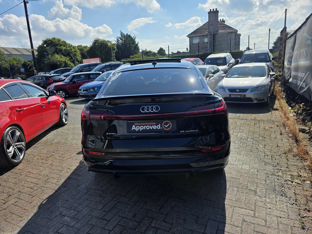 Audi E-tron Sportback 55 S Line Quattro Black #4