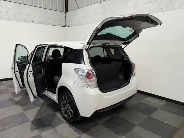 Toyota Verso Mpv 1.6 D-4d Trend Plus 201565 Grey #12