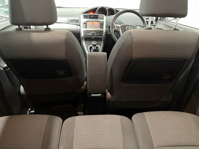 Toyota Verso Mpv 1.6 D-4d Trend Plus 201565 Grey #21