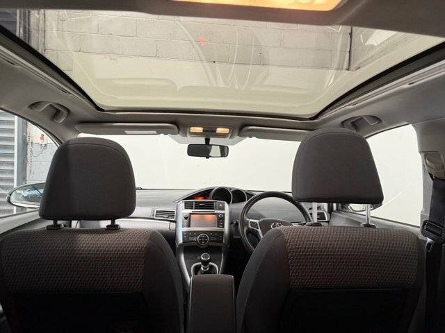 Toyota Verso Mpv 1.6 D-4d Trend Plus 201565 Grey #22