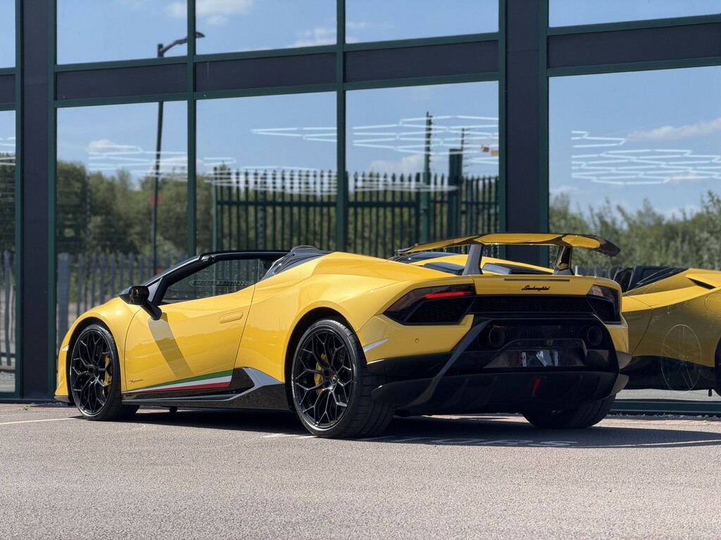 Lamborghini Huracan Convertible 5.2 V10 Lp 640-4 Performante 201968 Yellow