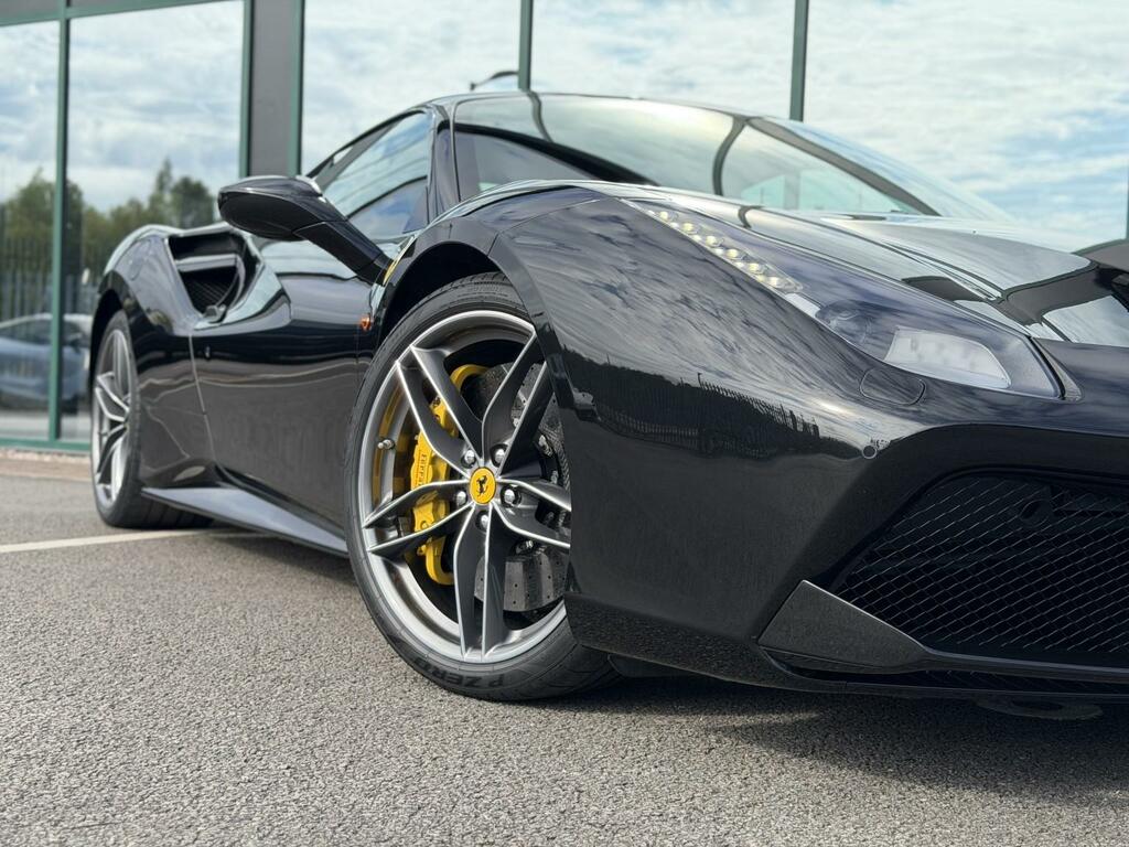 Ferrari 488 2dr Auto Red #11